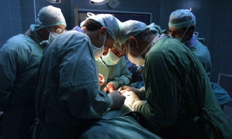 Photo of იტალიაში, მსოფლიოში პირველად, პაციენტს დონორის ხერხემლის 4 მალა გადაუნერგეს