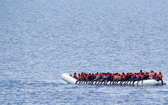 Photo of საბერძნეთში ნავის ჩაძირვას 12 მიგრანტი ემსხვერპლა
