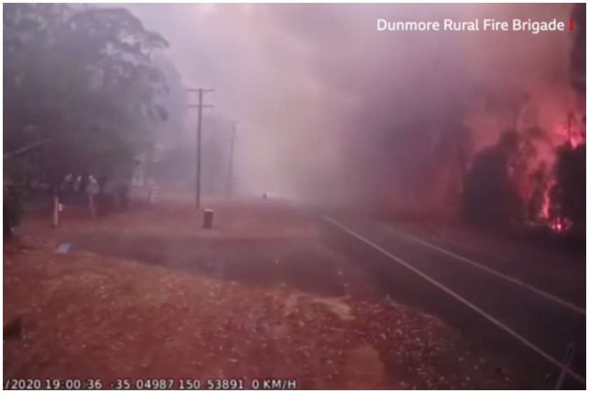 Photo of გავრცელდა ვიდეო, სადაც ჩანს, რა სწრაფად ძლიერდება ტყის ხანძარი ავსტრალიაში (ვიდეო)