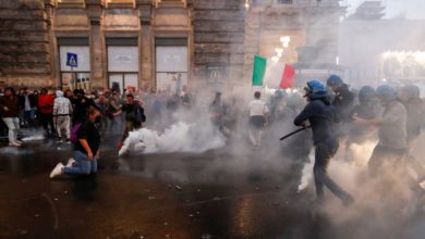 Photo of რომში ანტივაქსერების აქციის წინააღმდეგ პოლიციამ წყლის ჭავლი და ცრემლსადენი გაზი გამოიყენა