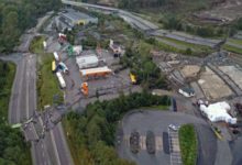 Photo of შვედეთში მეწყრის შედეგად ავტომაგისტრალის დიდი ნაწილი ჩამოინგრა, ავტომობილები ორმოებსა და ნაპრალებში ჩავარდა (ვიდეო)